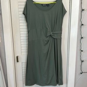 Land’s End cap sleeve knotted waist green dress xl